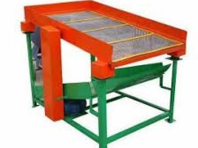 Vibratory Sand Screening Machine available in Neelambur